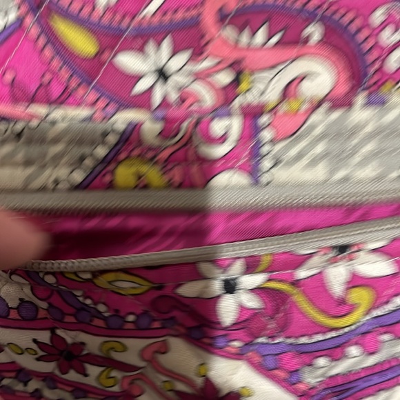 Vera Bradley Crossbody/Over the shoulder bag! - Picture 2 of 4